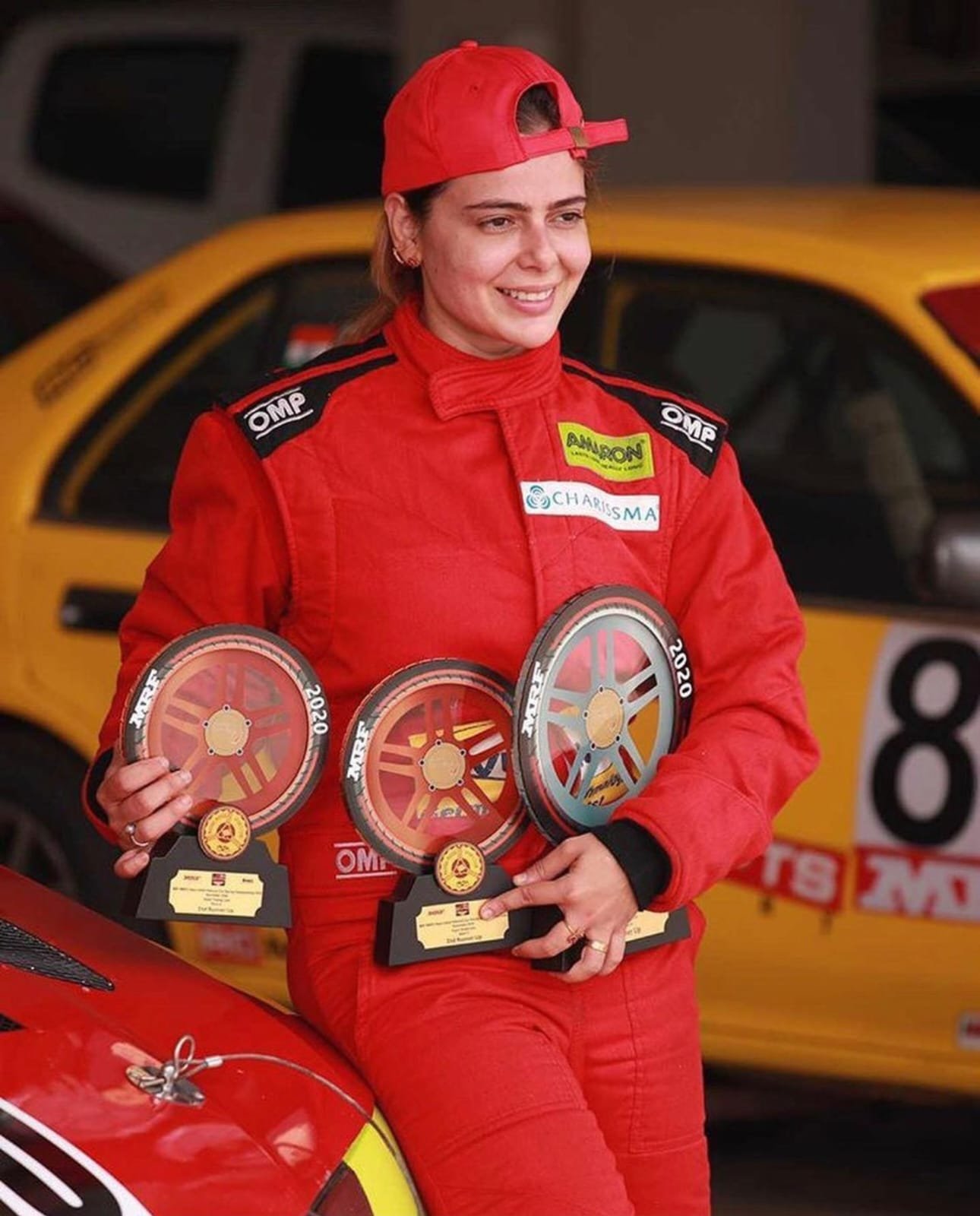 Track-shaped championship trophy